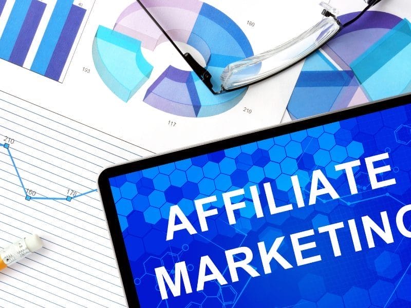Nắm vững các thành phần trong mô hình affiliate marketing